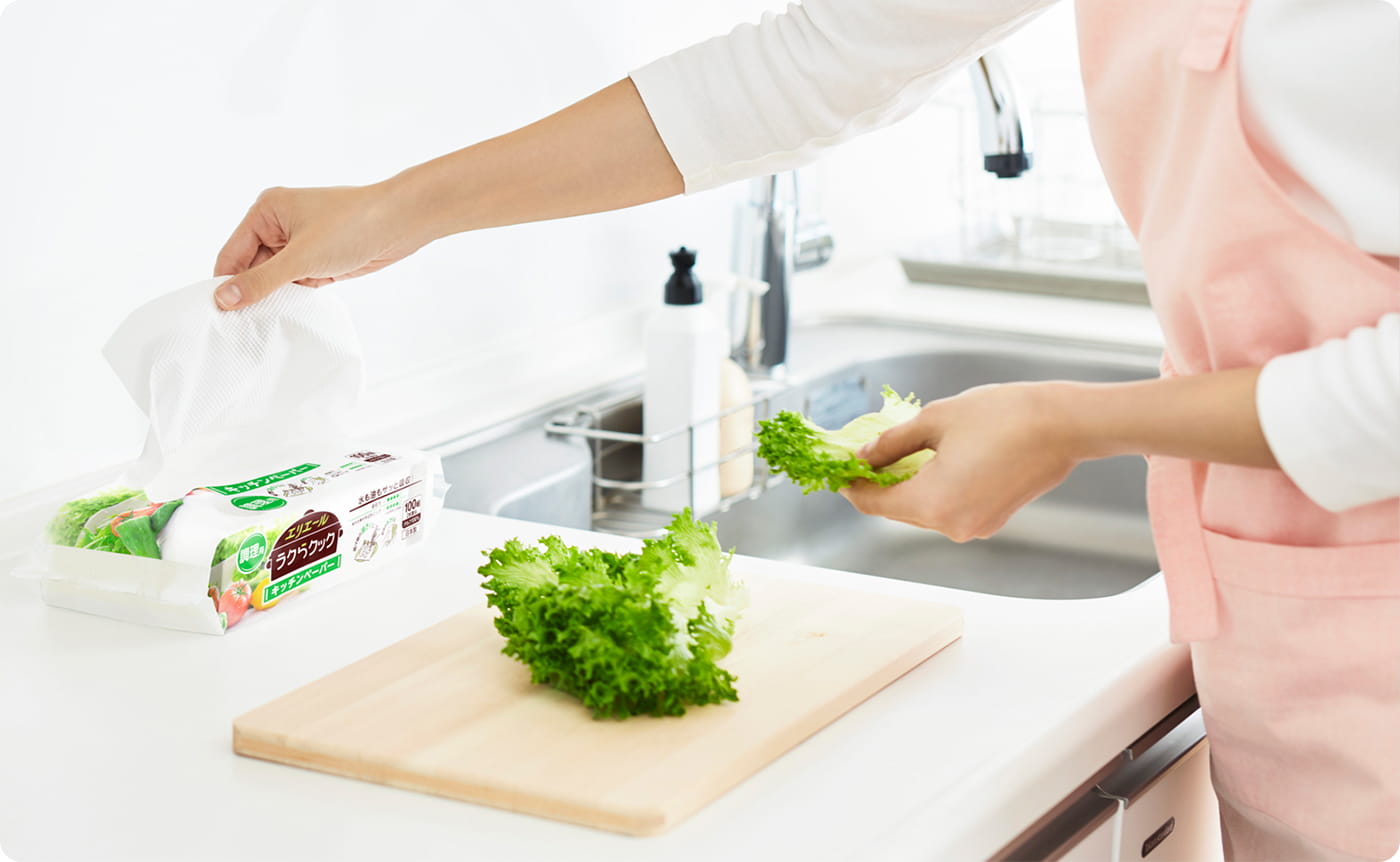 片手でサッと引き出して、新しいペーパーに菌や汚れを「付けない！」