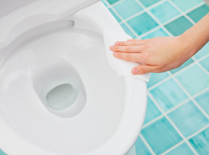 便器はフチや外側まで